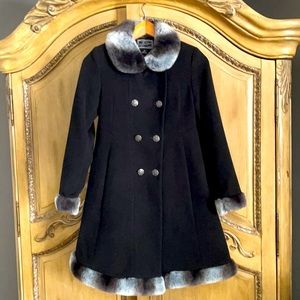 Beautiful black special occasion girl’s coat. Rothschild size 12.